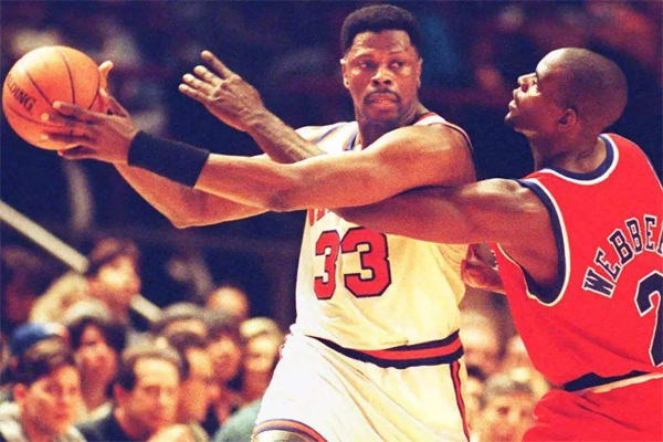 NBA90年代四大中锋 大卫·罗宾逊上榜，纽约之王排名第三