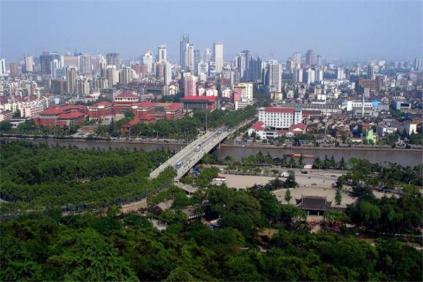全国最富十大县城 张家港市上榜，第一还是首批园林城市