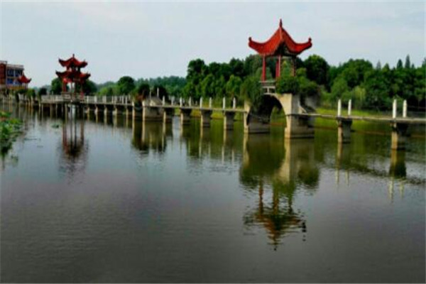 湖北十大富裕县城 宜都居榜首，第五龙虾走遍全国